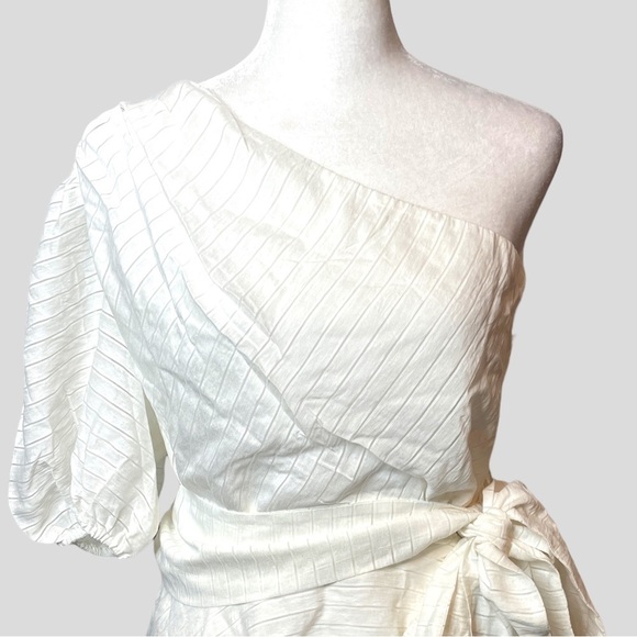 Nine West One Shoulder Shirred Tie Waist Peplum Top in White, Size XL Womens - Picture 3 of 9